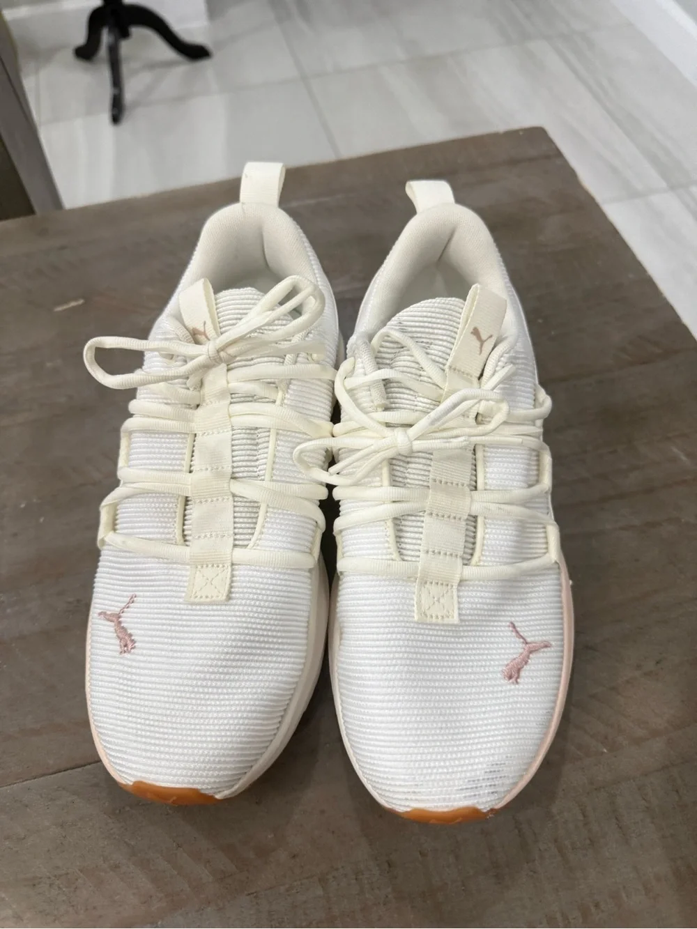 Puma Softride Women’s Sneakers White Pink Size 7 Running Walking Shoes